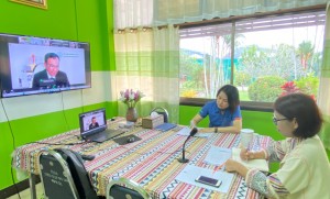 C38B9518-F769-40E8-804A-EF2E1DA6FECD