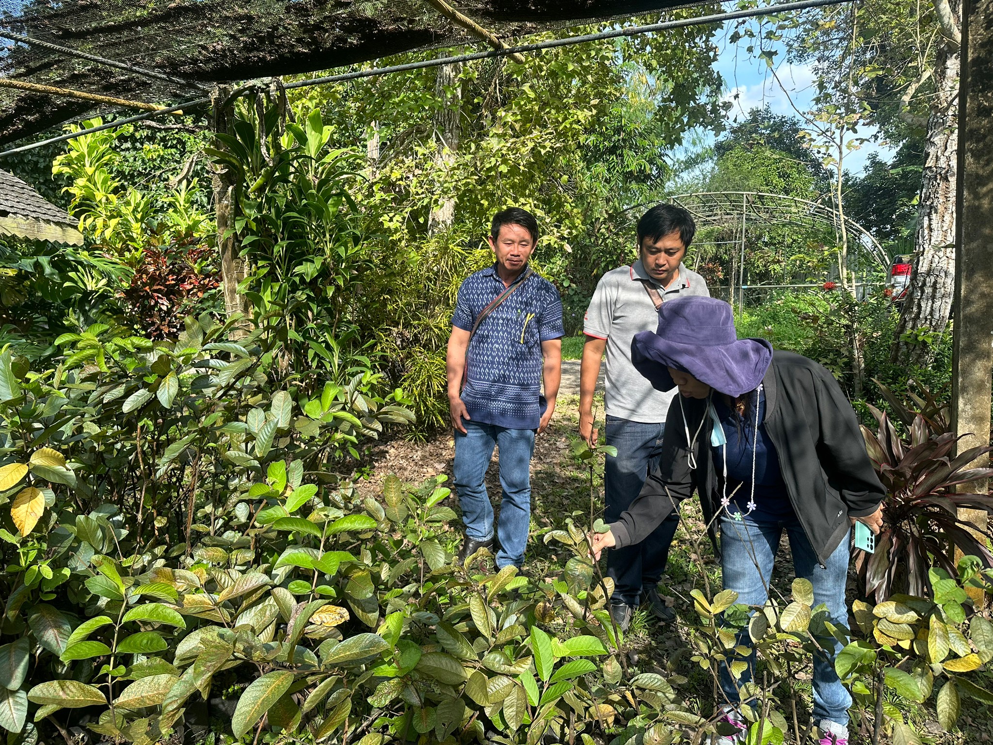 176F8608-7329-4FF9-85FB-5E4ED083BA79