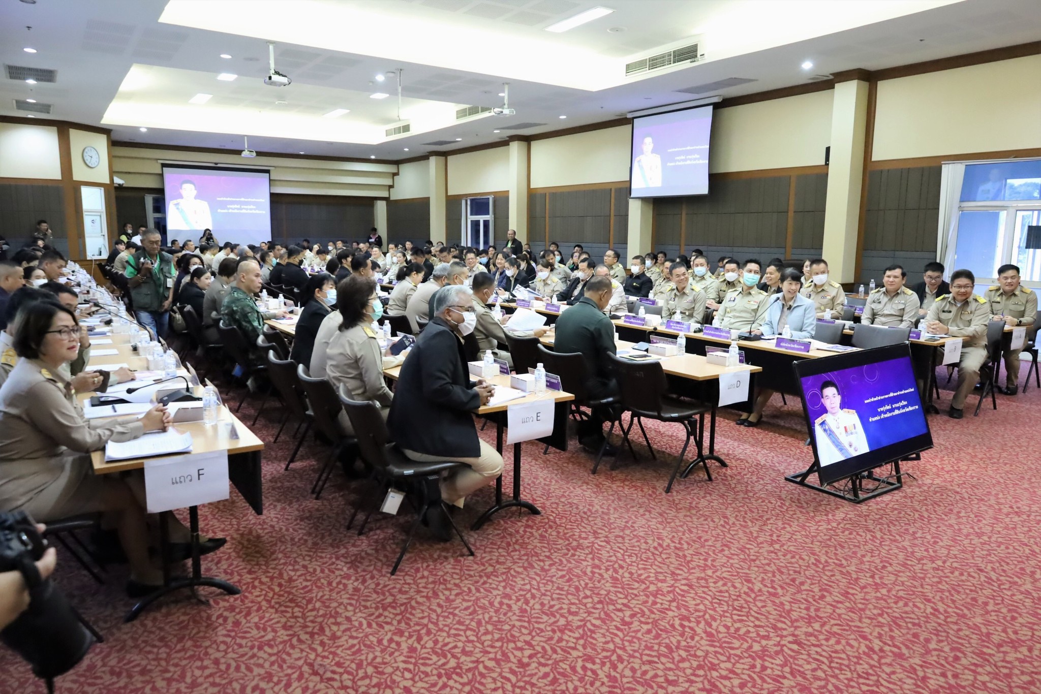 5BE15B88-D0B5-4627-8008-CE2EDCF04A79