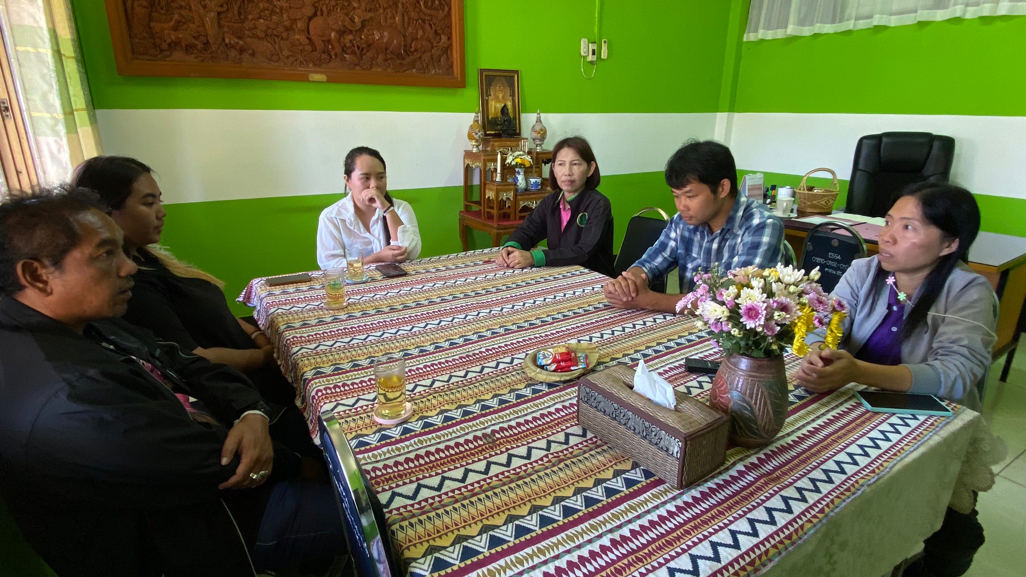 6ED687A2-2E61-4DF9-999C-D63E7D30E24C