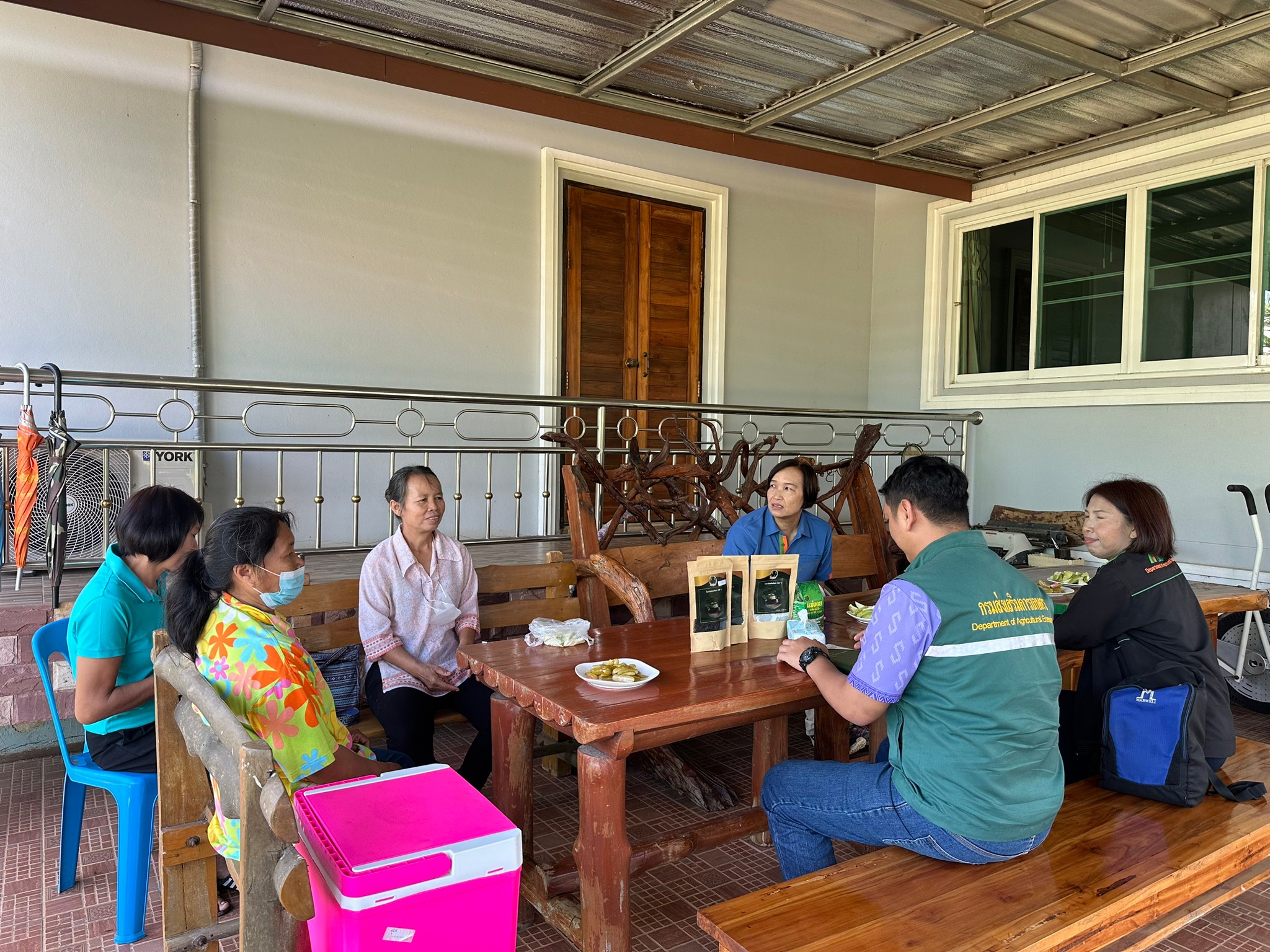 8A59A1F5-C140-4825-BA1B-679B8EEF6D16