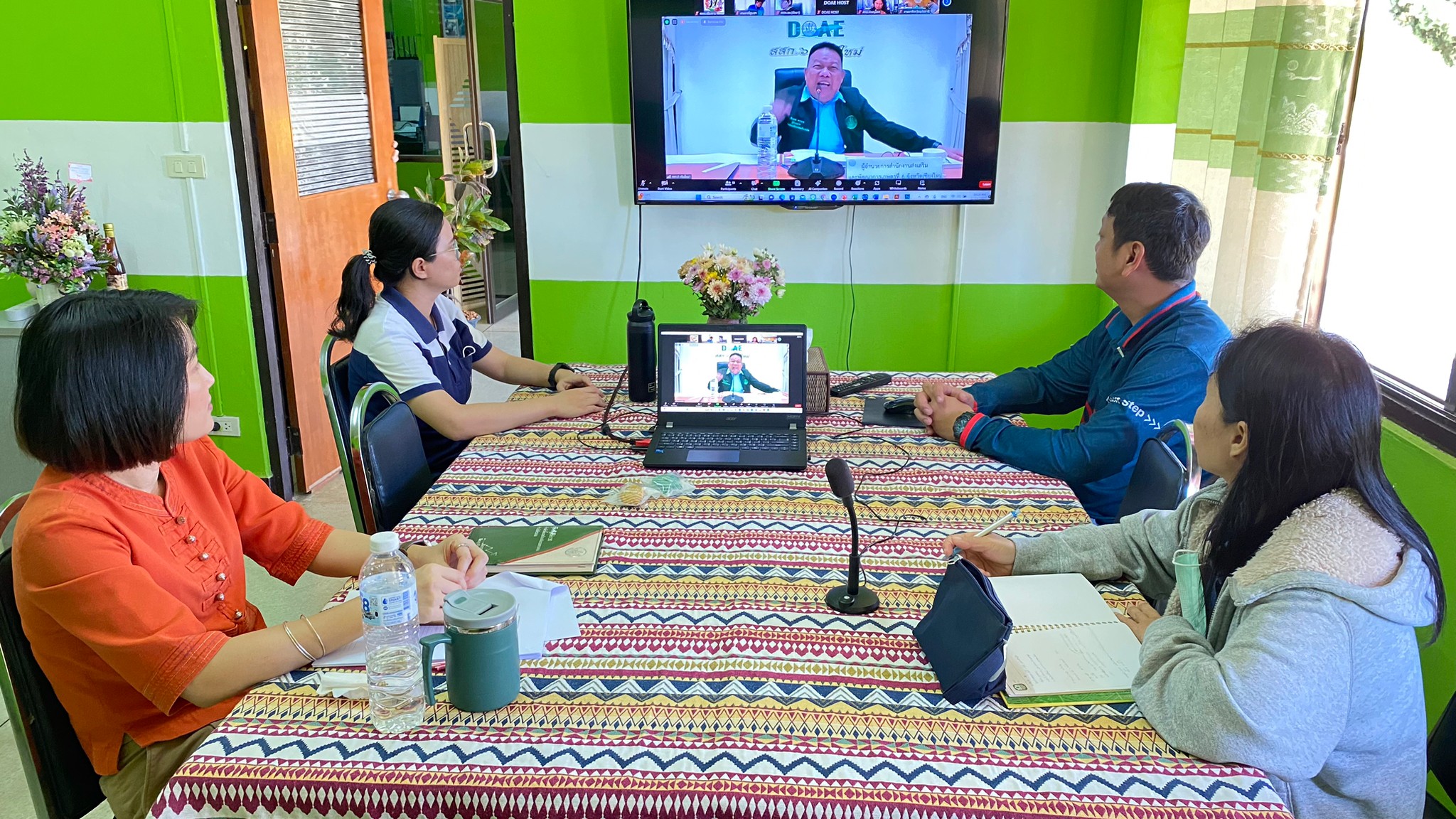 CE0A11E6-2345-4F09-83B1-5EDBF3AD21DE