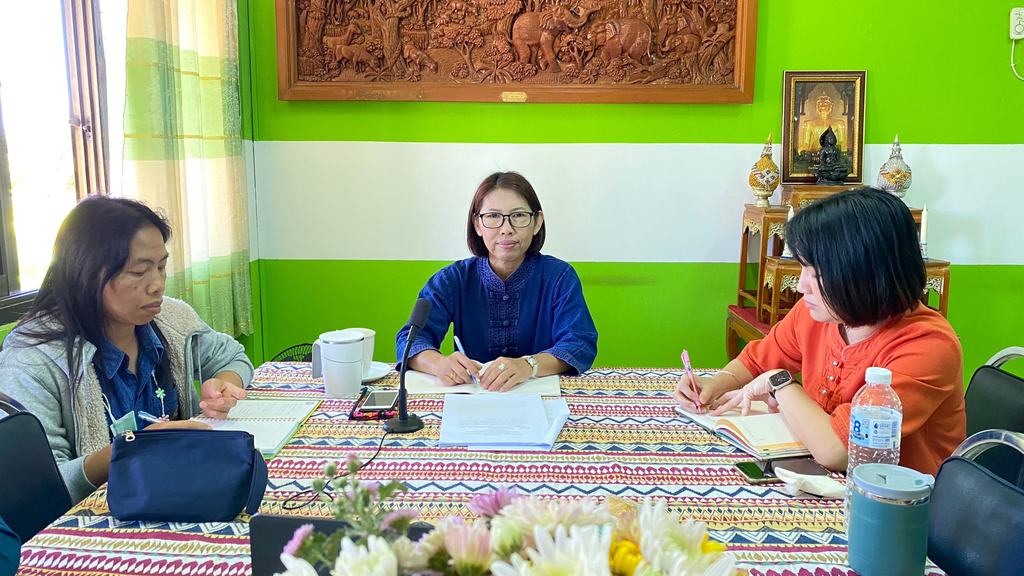 EA0A9D51-9D83-4CF8-9383-7D94CBDEB374