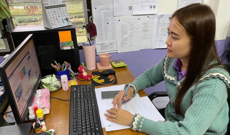 A76E492E-4EE4-4AD4-B603-100655EB3B72