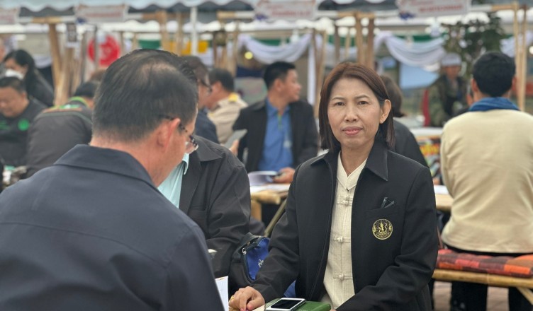 5B1CA94D-46AA-439F-9F9C-CE1EFCFFF7A6