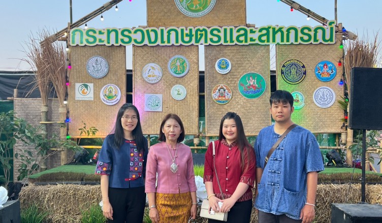 BC273CFE-A7FC-41B4-8C1D-4A7EF8E5A754