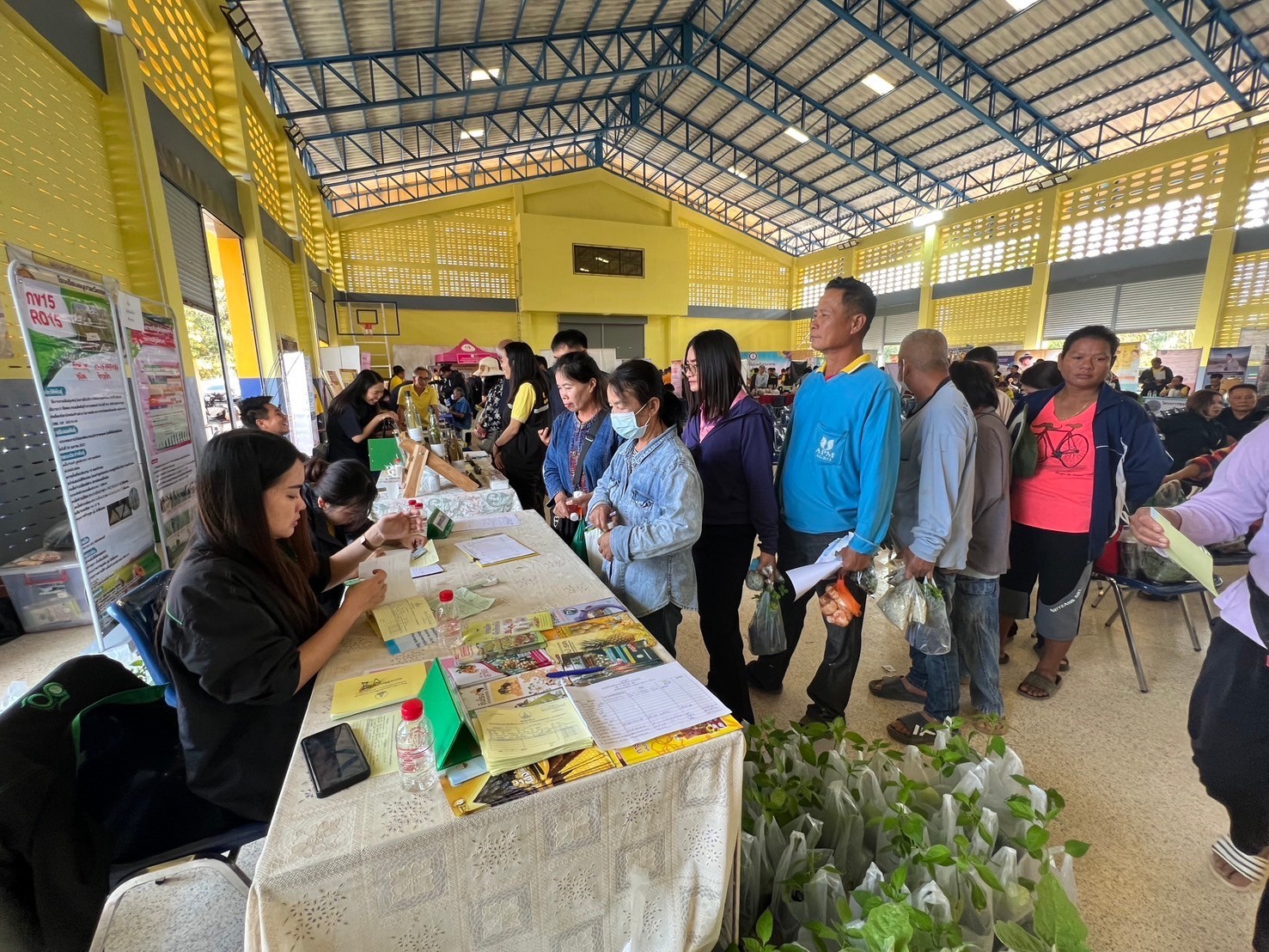 C06E5120-2412-4584-949A-A416EC8582CC